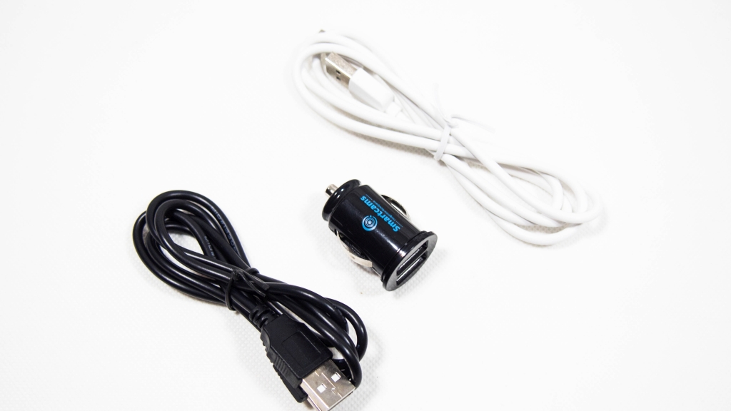 Uniwersalna Ładowarka Smartcams 2x USB 2.1A + 2 kable